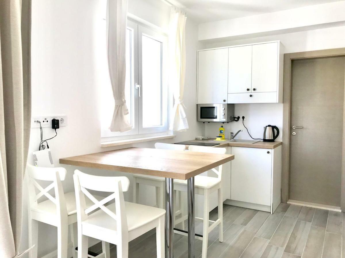 Cocoville Beach House- Makarska Apartman Kültér fotó